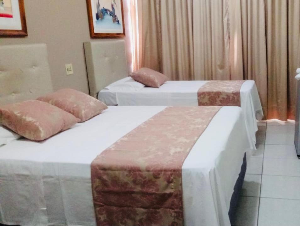Max Hotel Núcleo Bandeirante Esterno foto