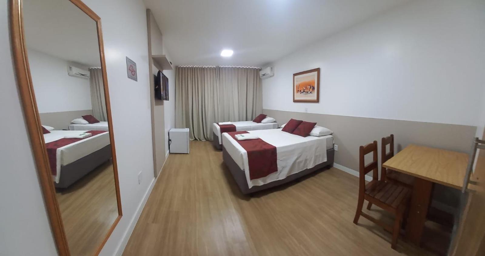 Max Hotel Núcleo Bandeirante Esterno foto
