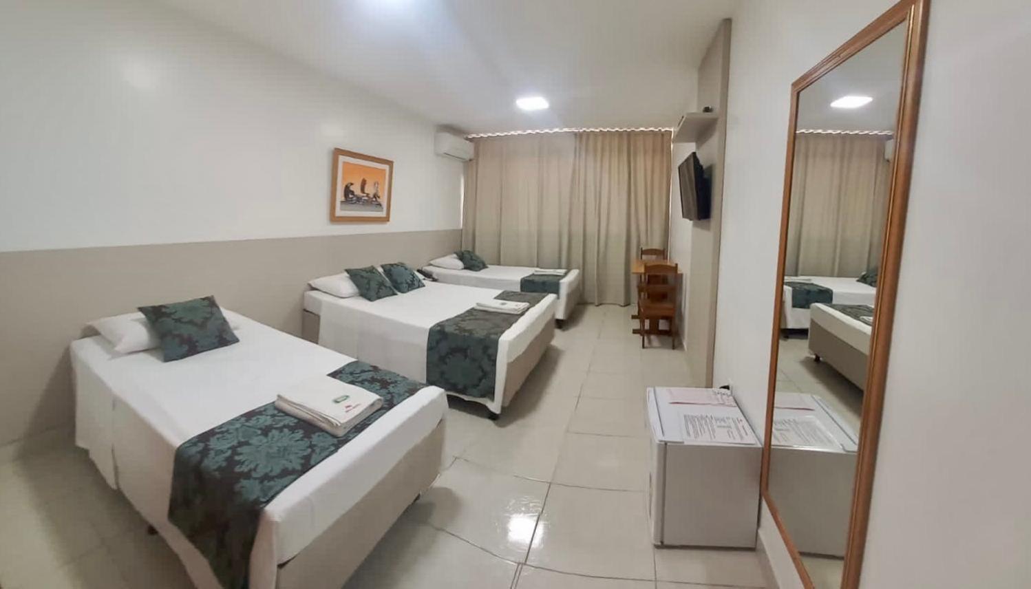 Max Hotel Núcleo Bandeirante Esterno foto