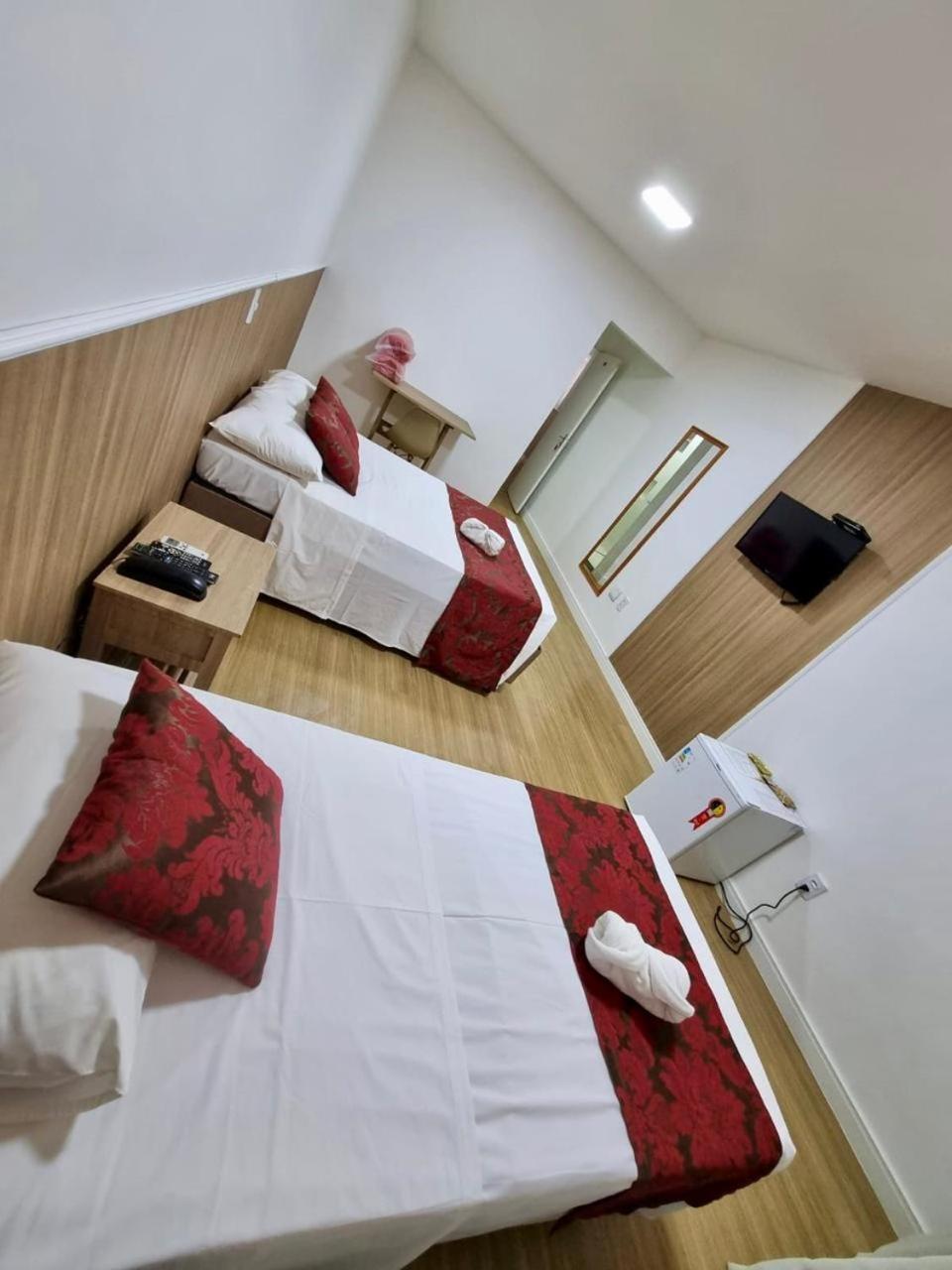 Max Hotel Núcleo Bandeirante Esterno foto