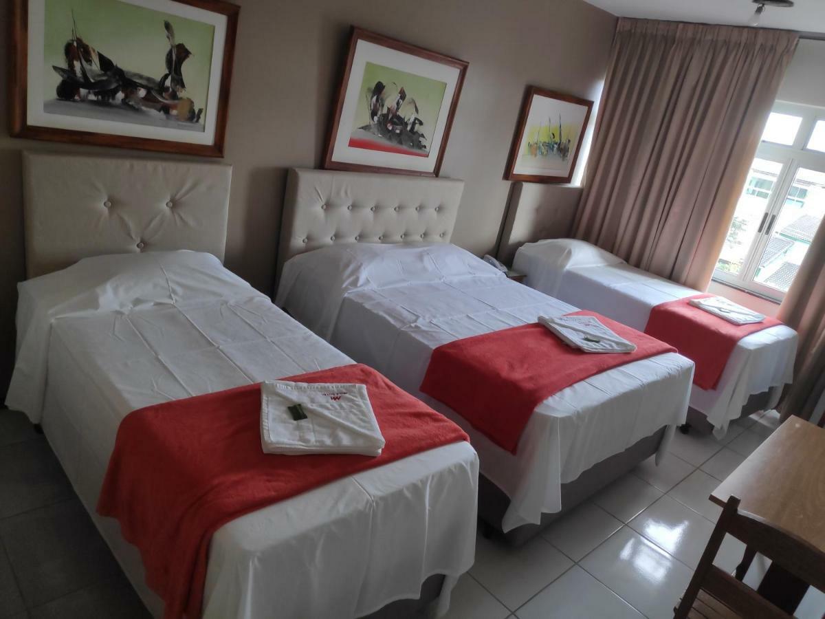 Max Hotel Núcleo Bandeirante Esterno foto